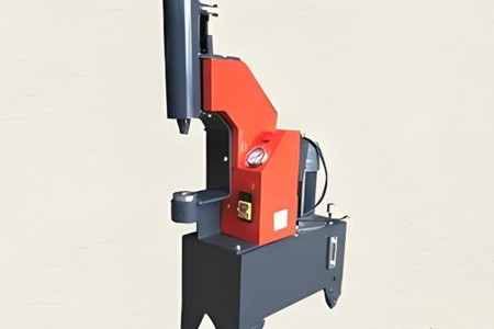 選擇哪種鉚釘機(jī)比較好？先了解其工作原理！