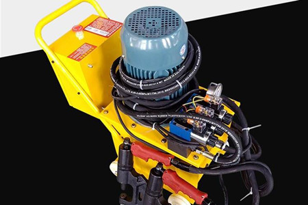 國產(chǎn)風管鉚釘機價格貴嗎？